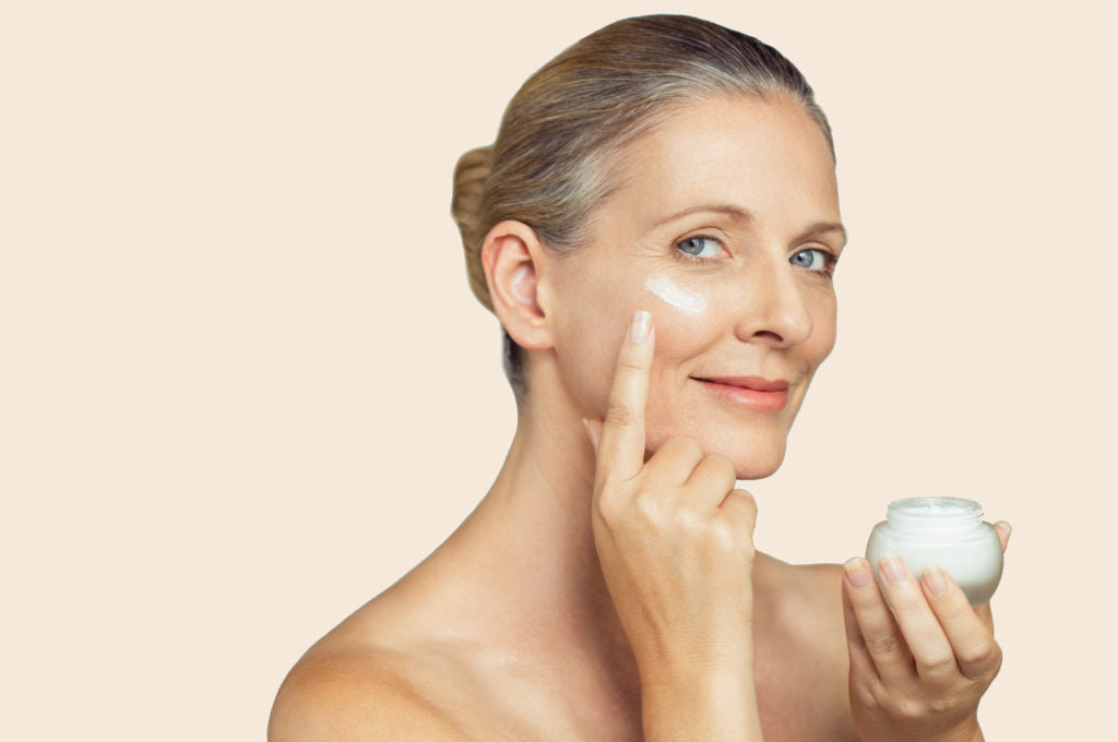 6 Vital Elements That Need to Be in Every Skin Care Routine for Women Over 40